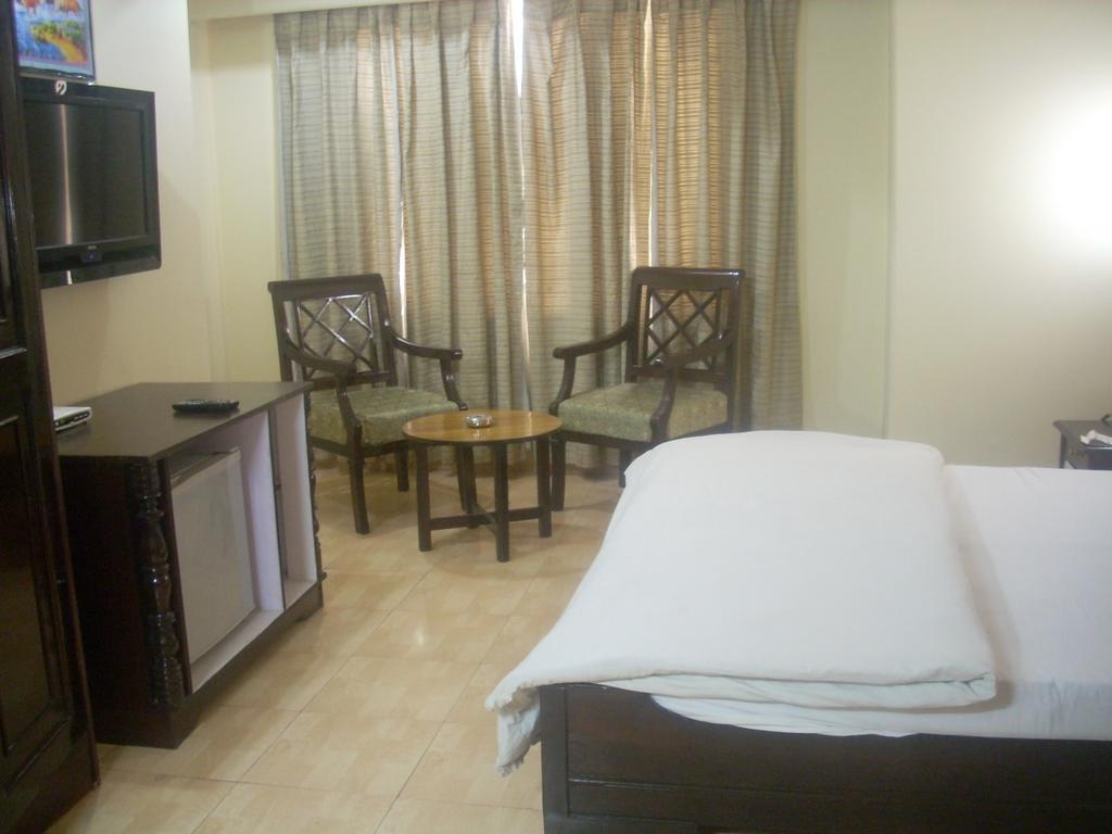 Hotel Ganga Ratan Agra  Phòng bức ảnh