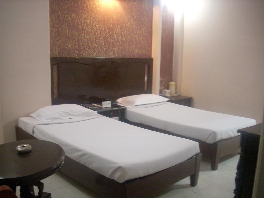 Hotel Ganga Ratan Agra  Phòng bức ảnh