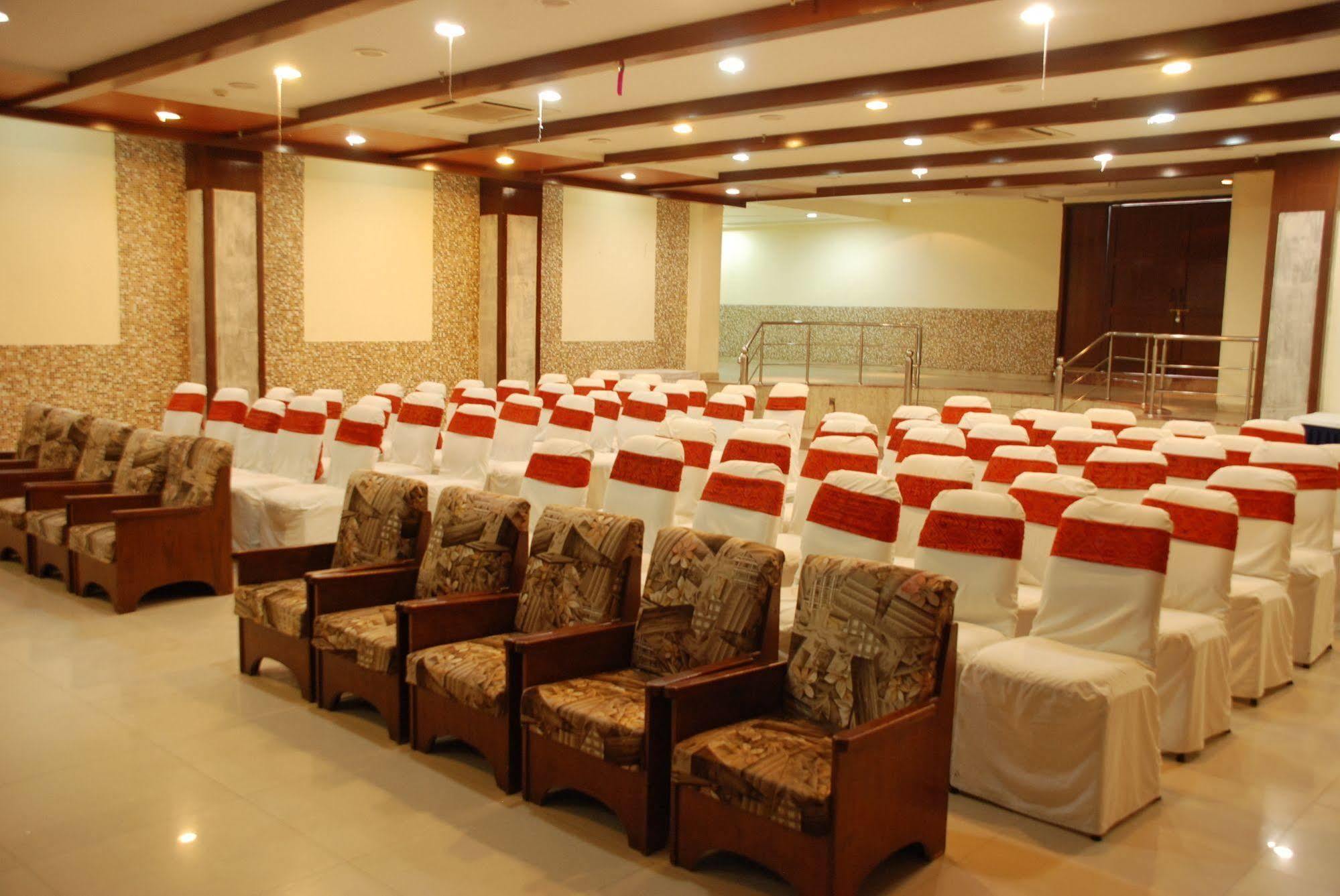 Hotel Ganga Ratan Agra  Ngoại thất bức ảnh