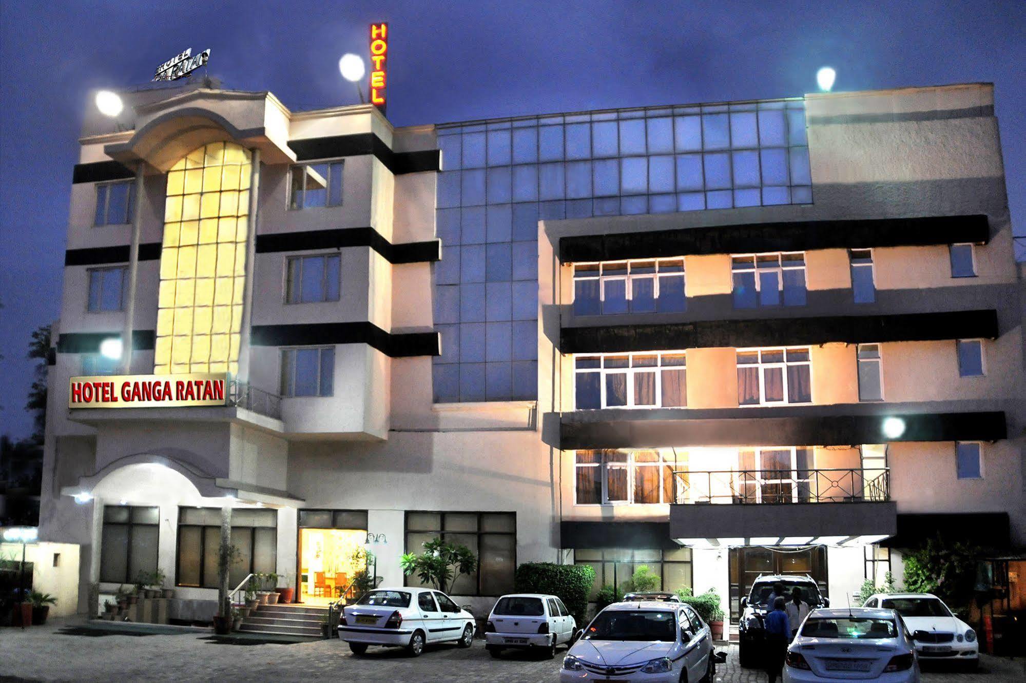 Hotel Ganga Ratan Agra  Ngoại thất bức ảnh